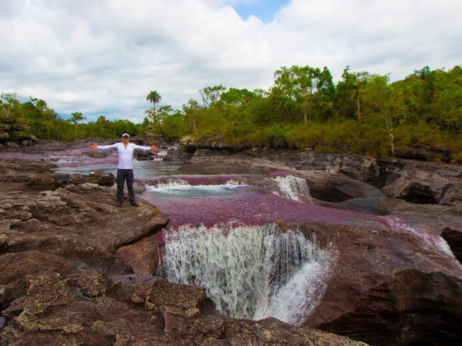 EXPLORING CAÑO CRISTALES: THE FIVE COLORS RIVER